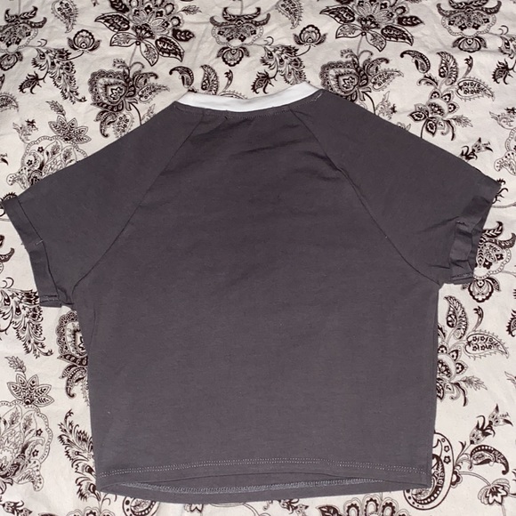 Selling forever 21 crop top size S color grey and white - Picture 2 of 4